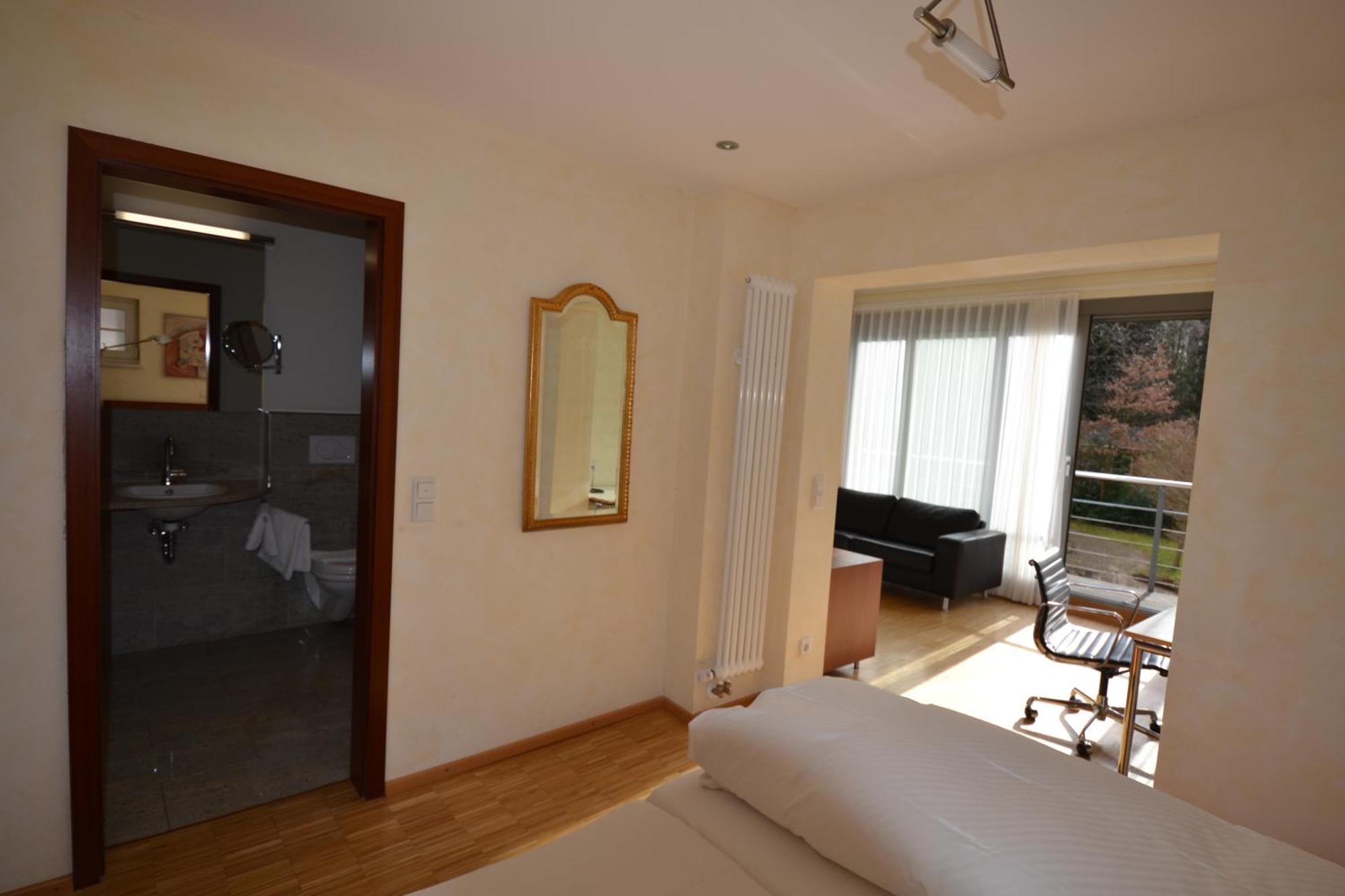 Hotel-restaurant Weinhaus Steppe Hotel 3*