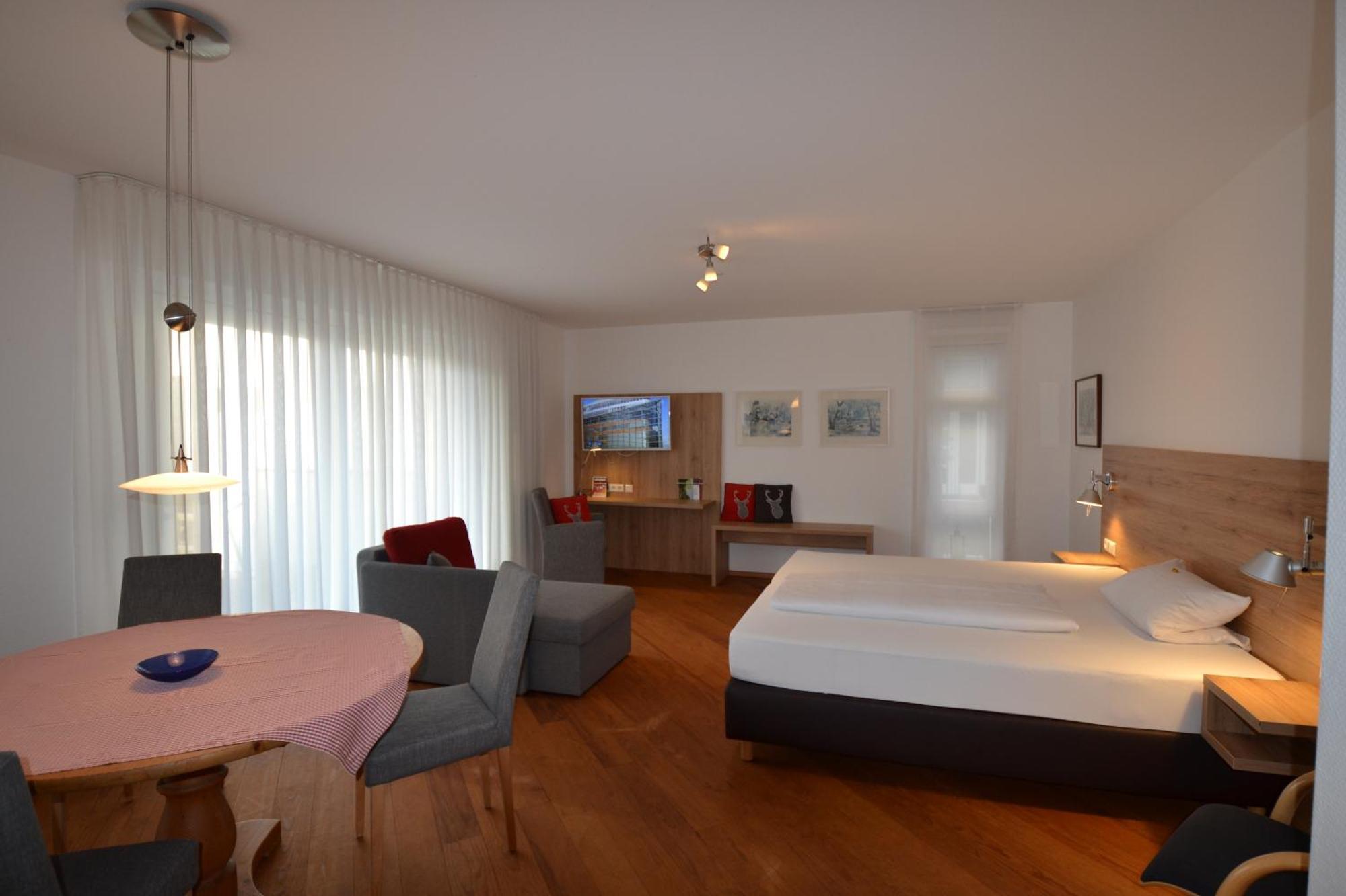 Hotel-restaurant Weinhaus Steppe Hotel Waldbronn