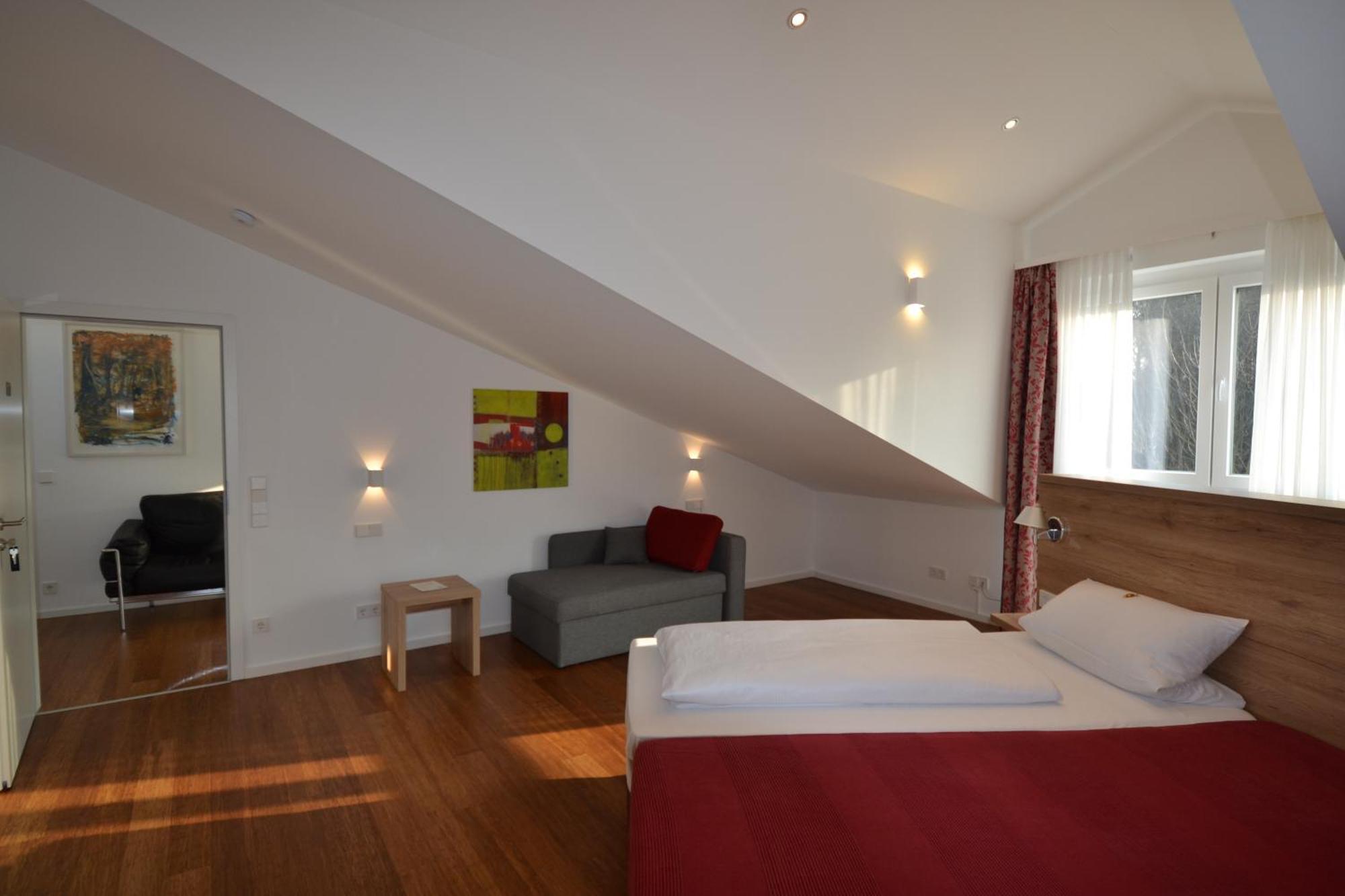Hotel Hotel-restaurant Weinhaus Steppe 3*